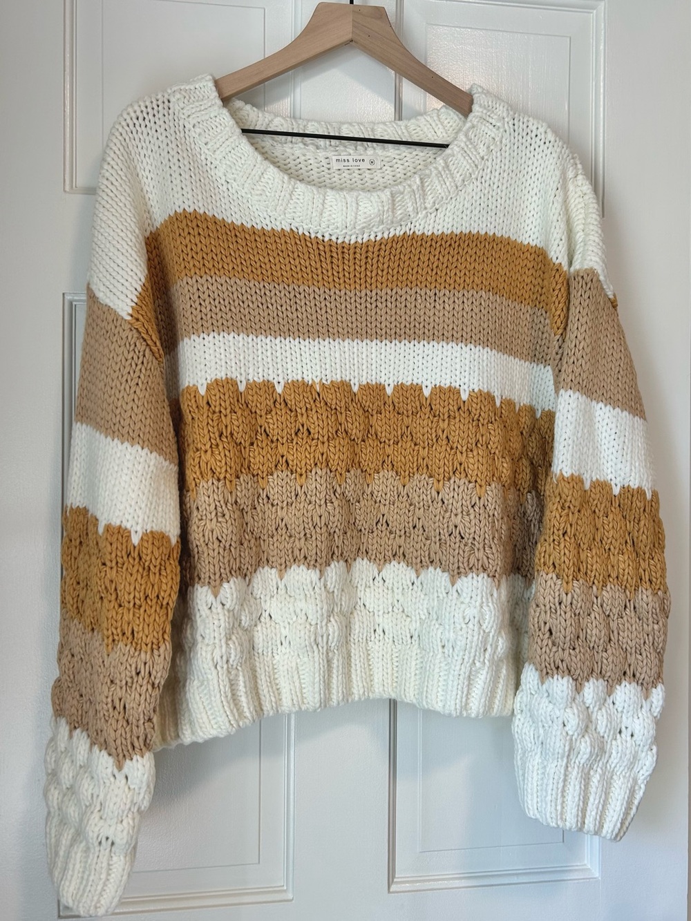 Oversized Chunky Knit Sweater - White, Camel & Tan - Medium - Picture 2 of 7